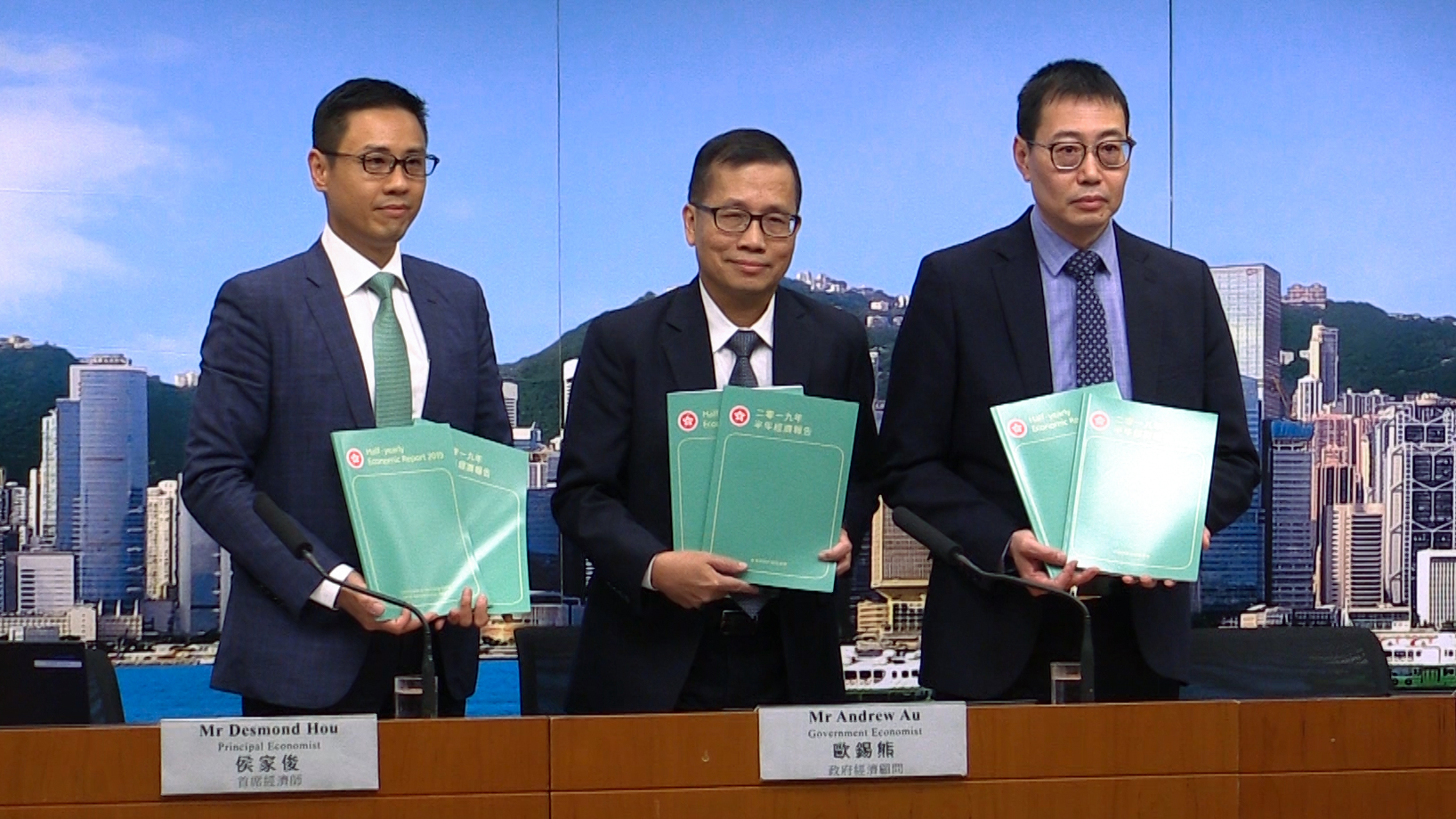 上半年經濟情況自09年來最弱政府經濟顧問：短期內難見明顯反彈– TMHK – Truth Media (Hong Kong)